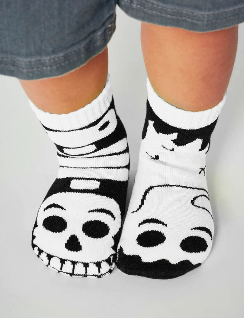 Ghost & Skeleton GLOW IN THE DARK Halloween Kids Socks